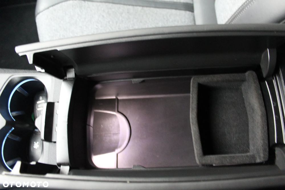 Peugeot 5008 - 37