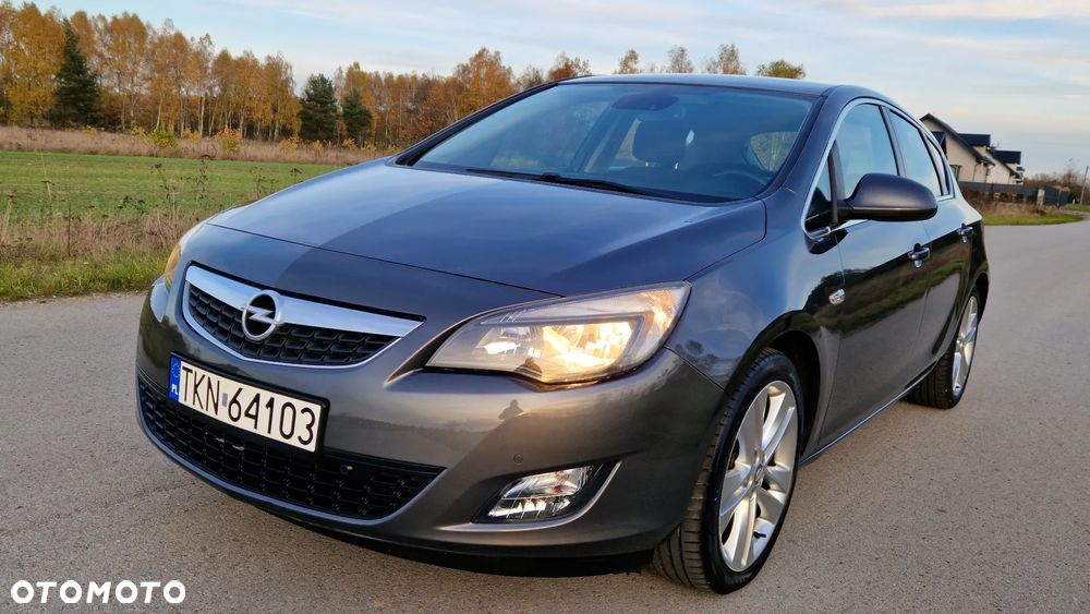 Opel Astra 1.4 Turbo Cosmo - 9
