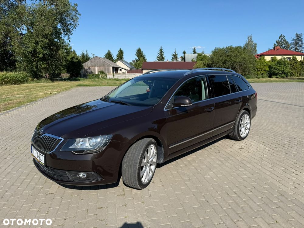 Skoda Superb 2.0 TDI Green tec 4x4 DSG Elegance - 9