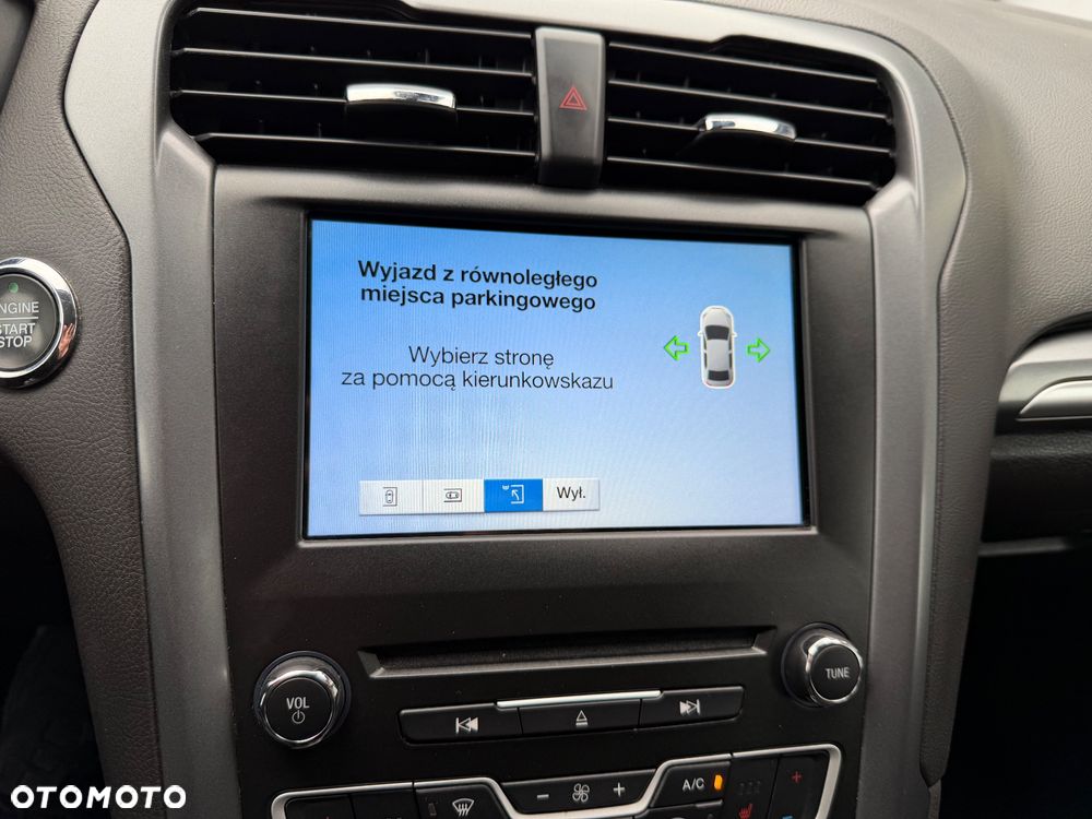 Ford Mondeo 2.0 TDCi STart-Stopp Titanium - 19