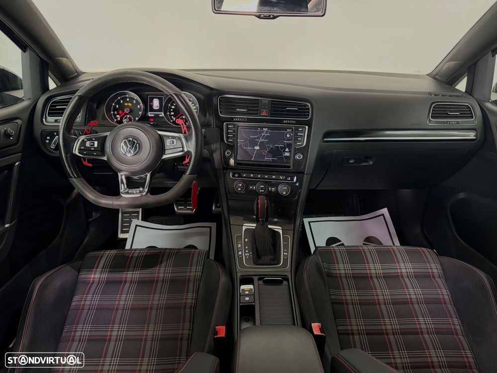 VW Golf 2.0 TSi GTi DSG - 9