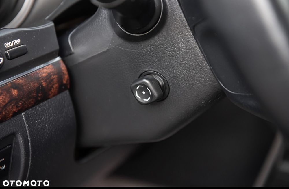 Toyota Land Cruiser - 15