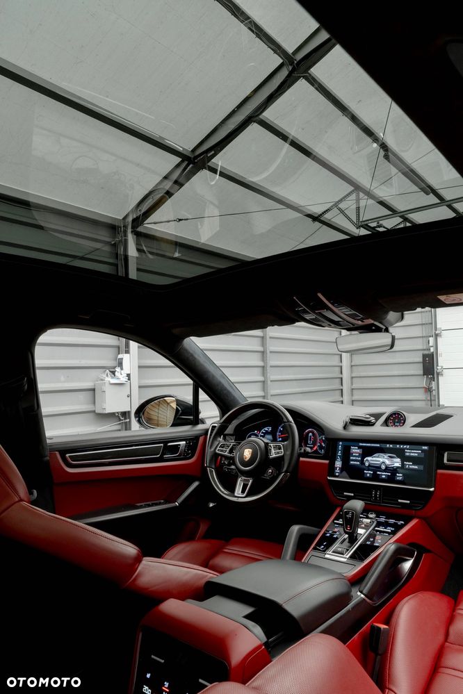 Porsche Cayenne - 7