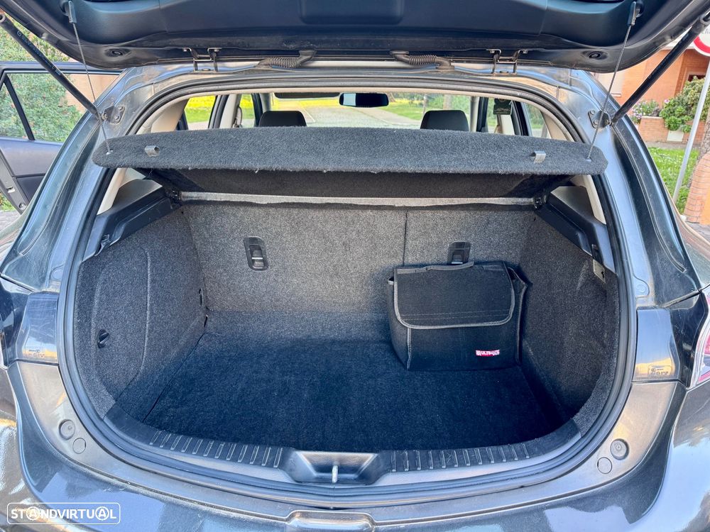 Mazda 3 Hatchback MZ-CD 1.6 Exclusive Plus Cin./Beje - 15