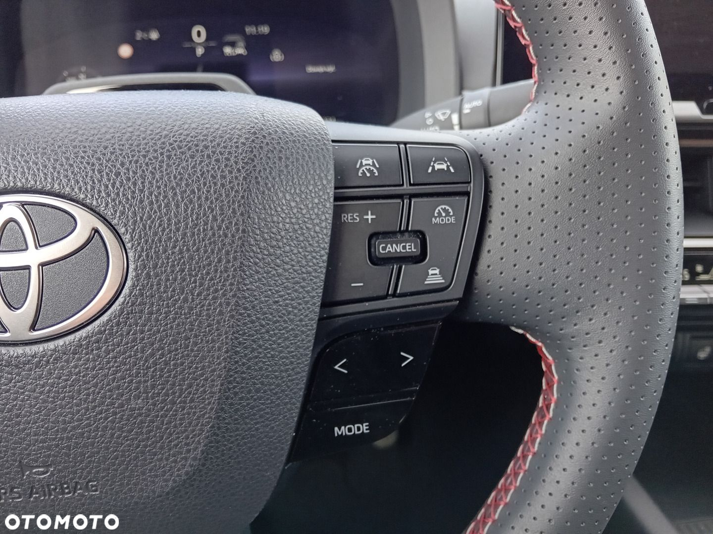 Toyota C-HR - 15
