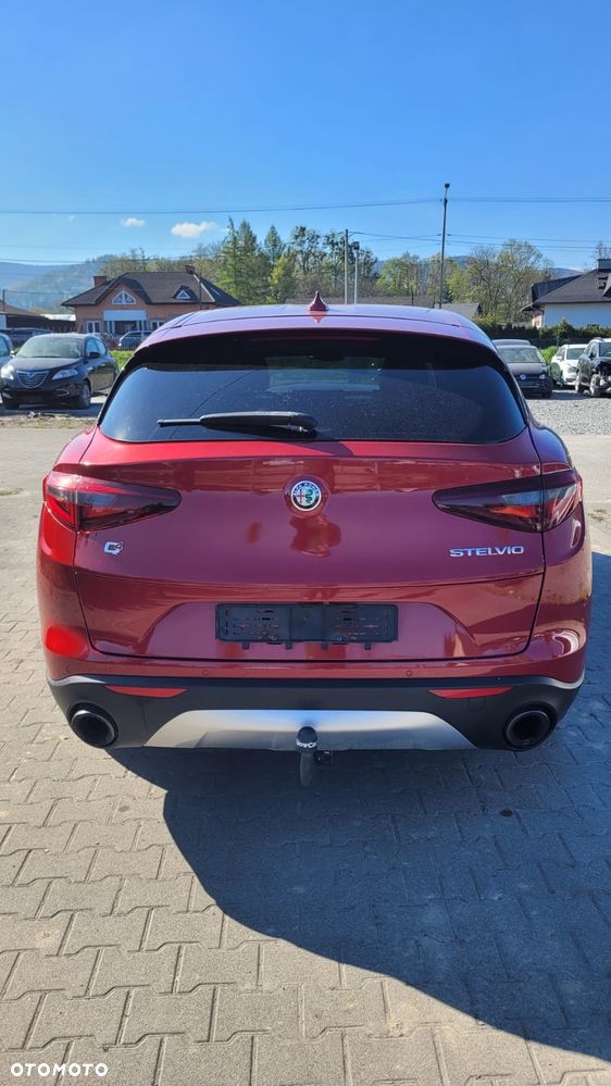 Alfa Romeo Stelvio 2.0 Turbo 16V AT8-Q4 Super - 8