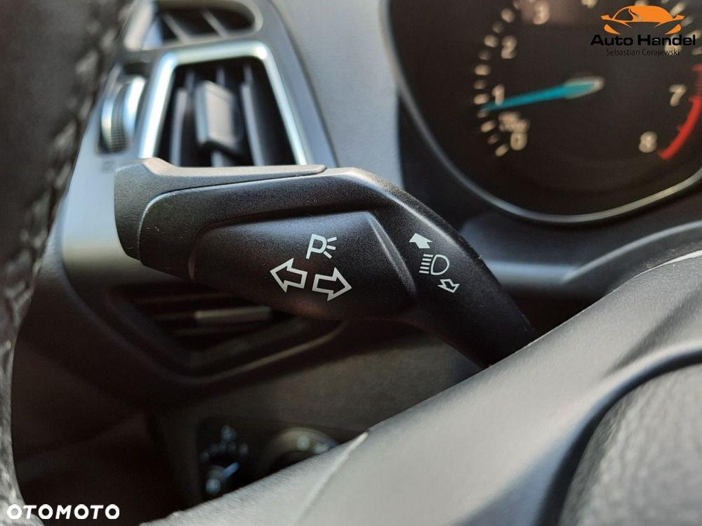 Ford C-MAX 1.0 EcoBoost Titanium ASS - 19