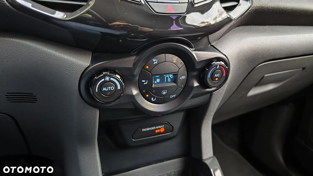 Ford EcoSport 1.0 EcoBoost TITANIUM - 34