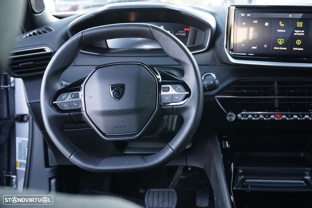 Peugeot e-2008 54 kWh Allure - 30