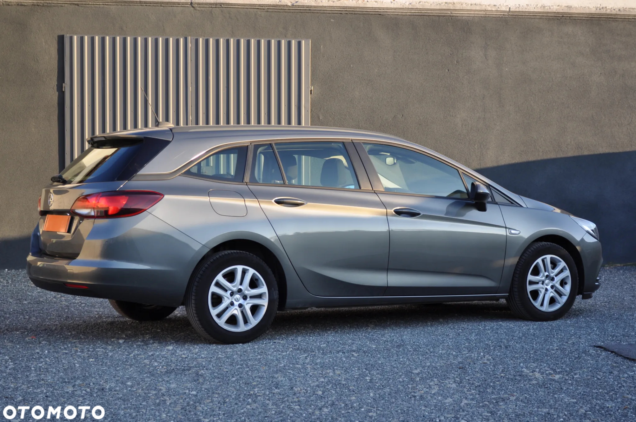 Opel Astra 1.6 D (CDTI) Automatik Edition - 10