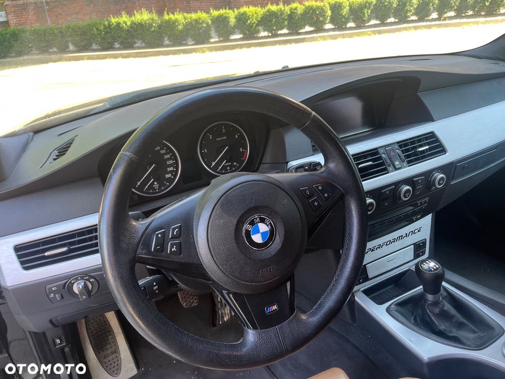 BMW Seria 5 525d Edition Sport - 7