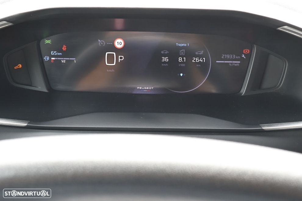 Peugeot 2008 1.2 Hybrid Allure e-DCS6 - 8