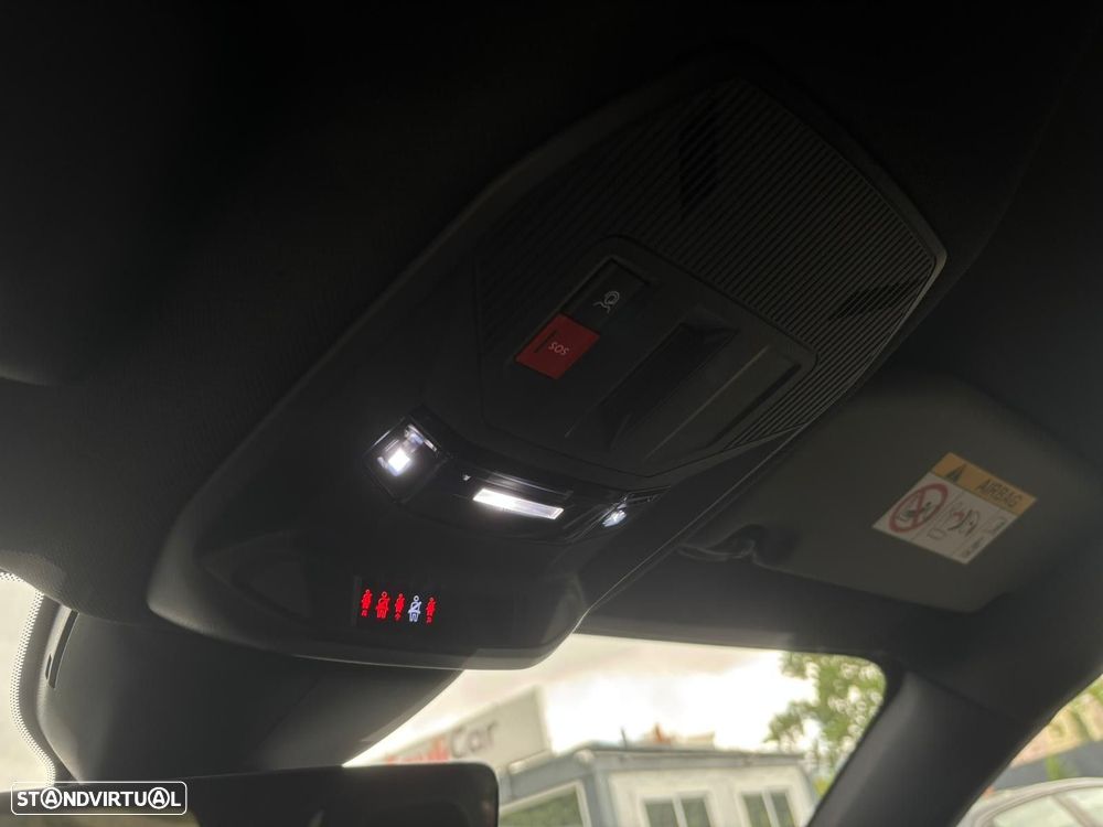 Peugeot 308 1.6 Hybrid GT Pack e-EAT8 - 36