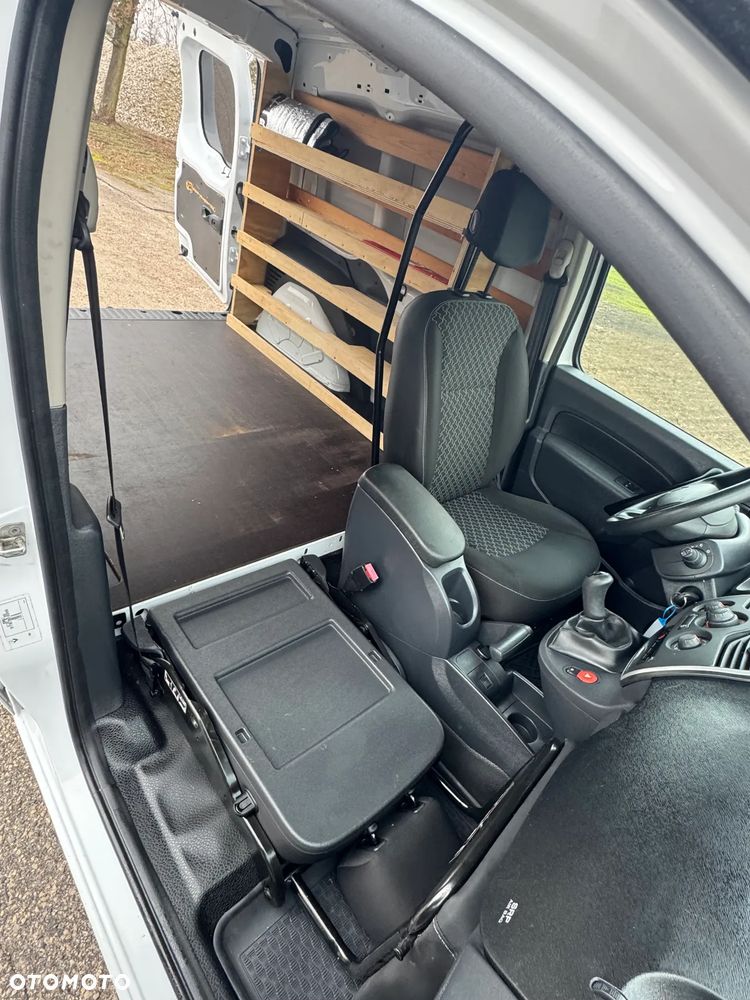 Renault KANGOO*100%ORYGINAŁ*PEŁNY SERWIS DEALERA*BARDZO ZADBANY - 17