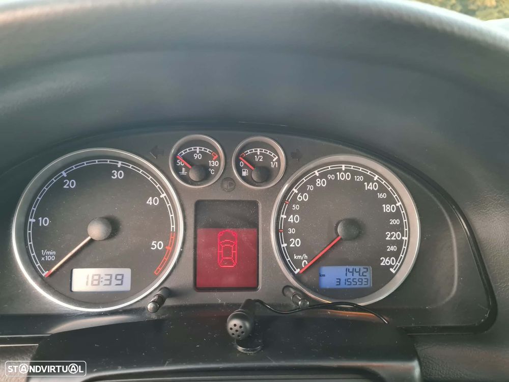 VW Passat - 14