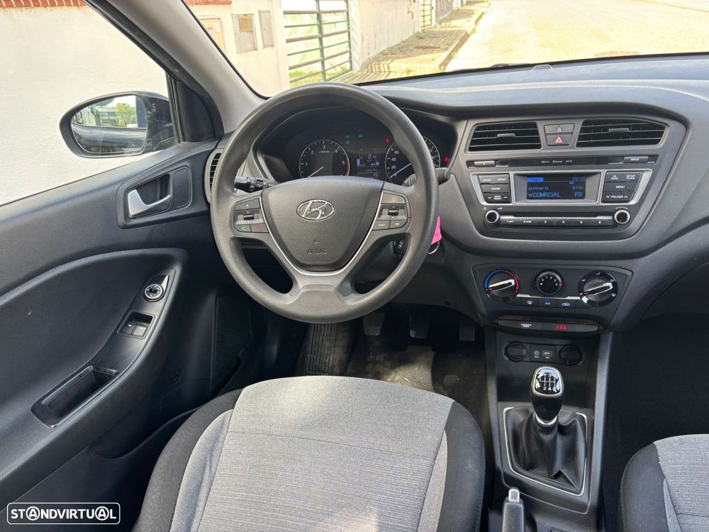 Hyundai i20 1.1 CRDi Access+Bluetooth+Comandos no Volante - 21