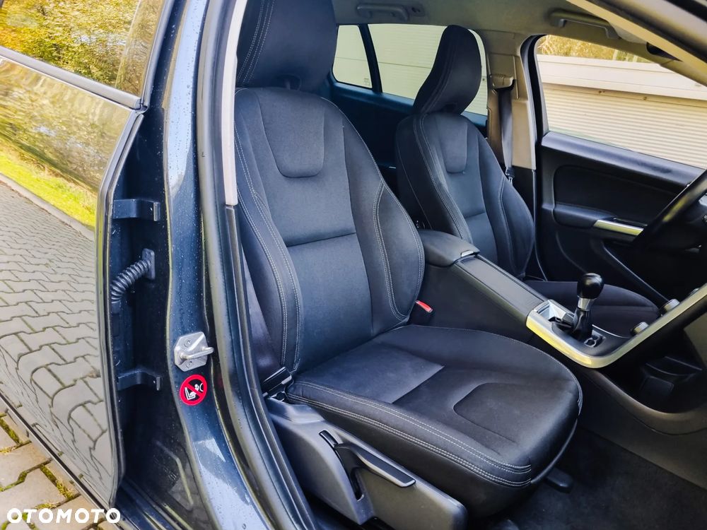 Volvo V60 - 11