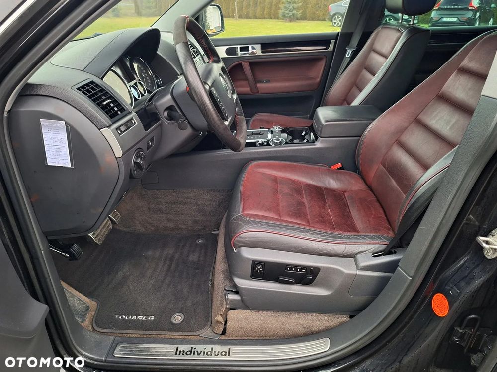 Volkswagen Touareg 4.2 V8 Automatik Individual - 23