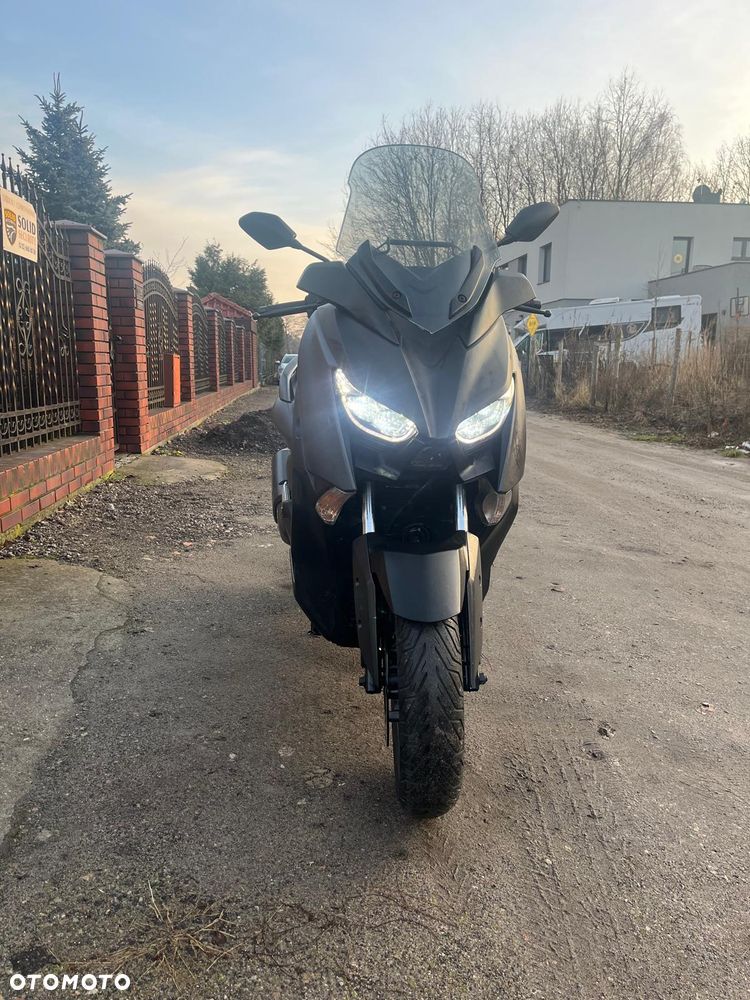 Yamaha X-max - 4