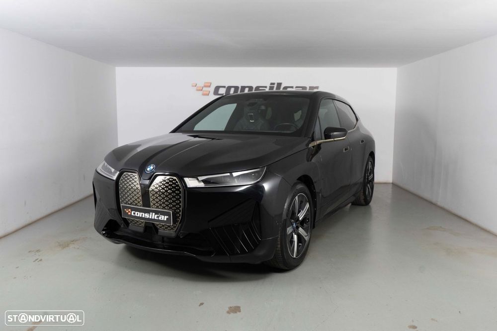 BMW iX xDrive 40 Pack Desportivo - 2