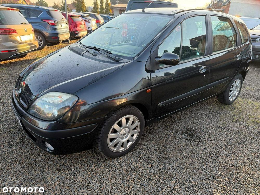 Renault Scenic - 8