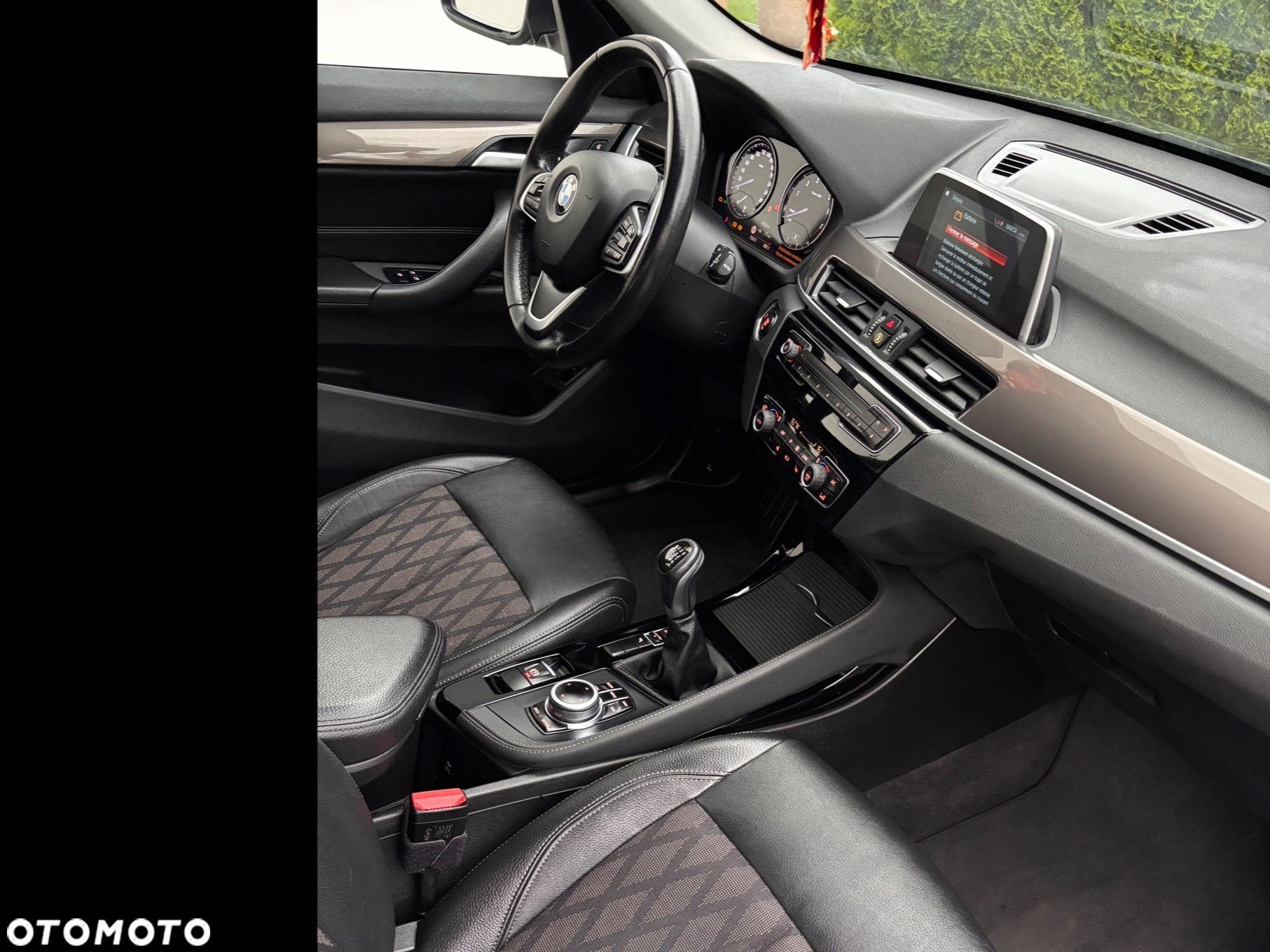 BMW X1 sDrive18i Advantage - 17