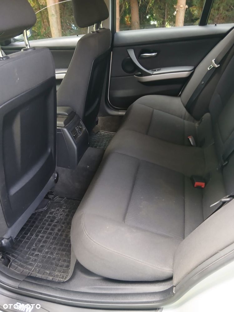BMW Seria 3 - 17