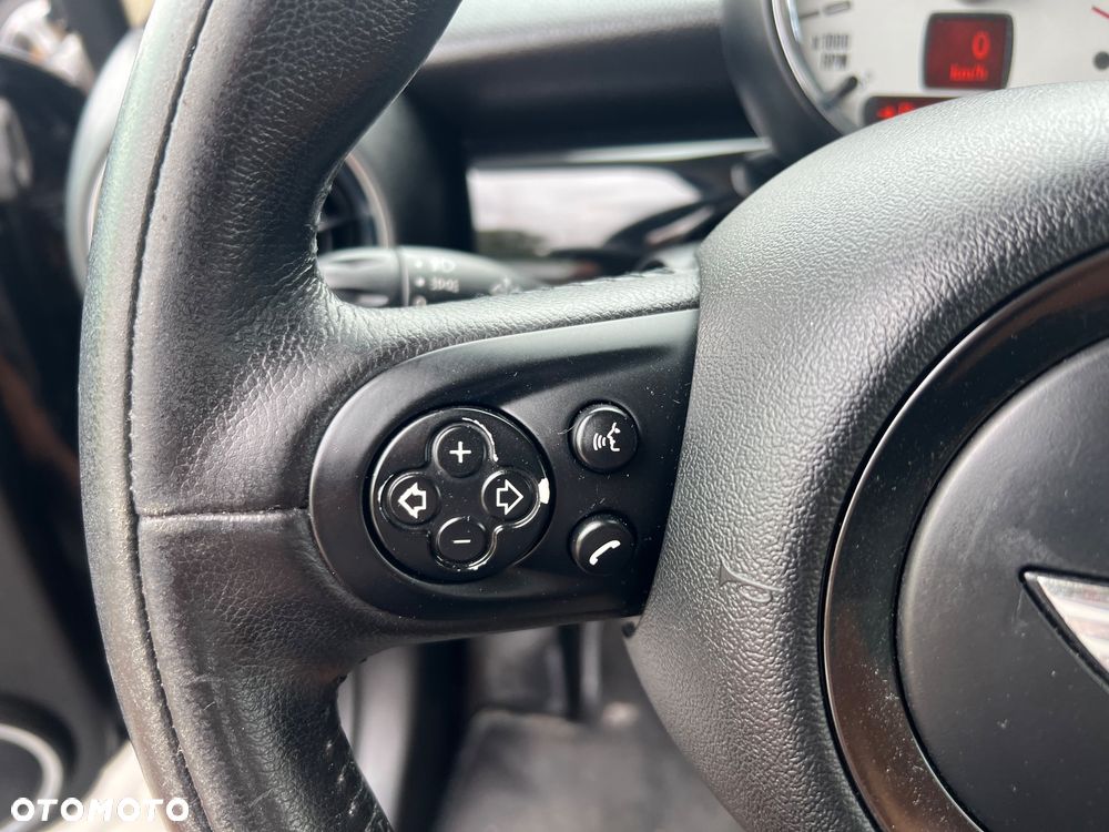 MINI Cooper D - 25
