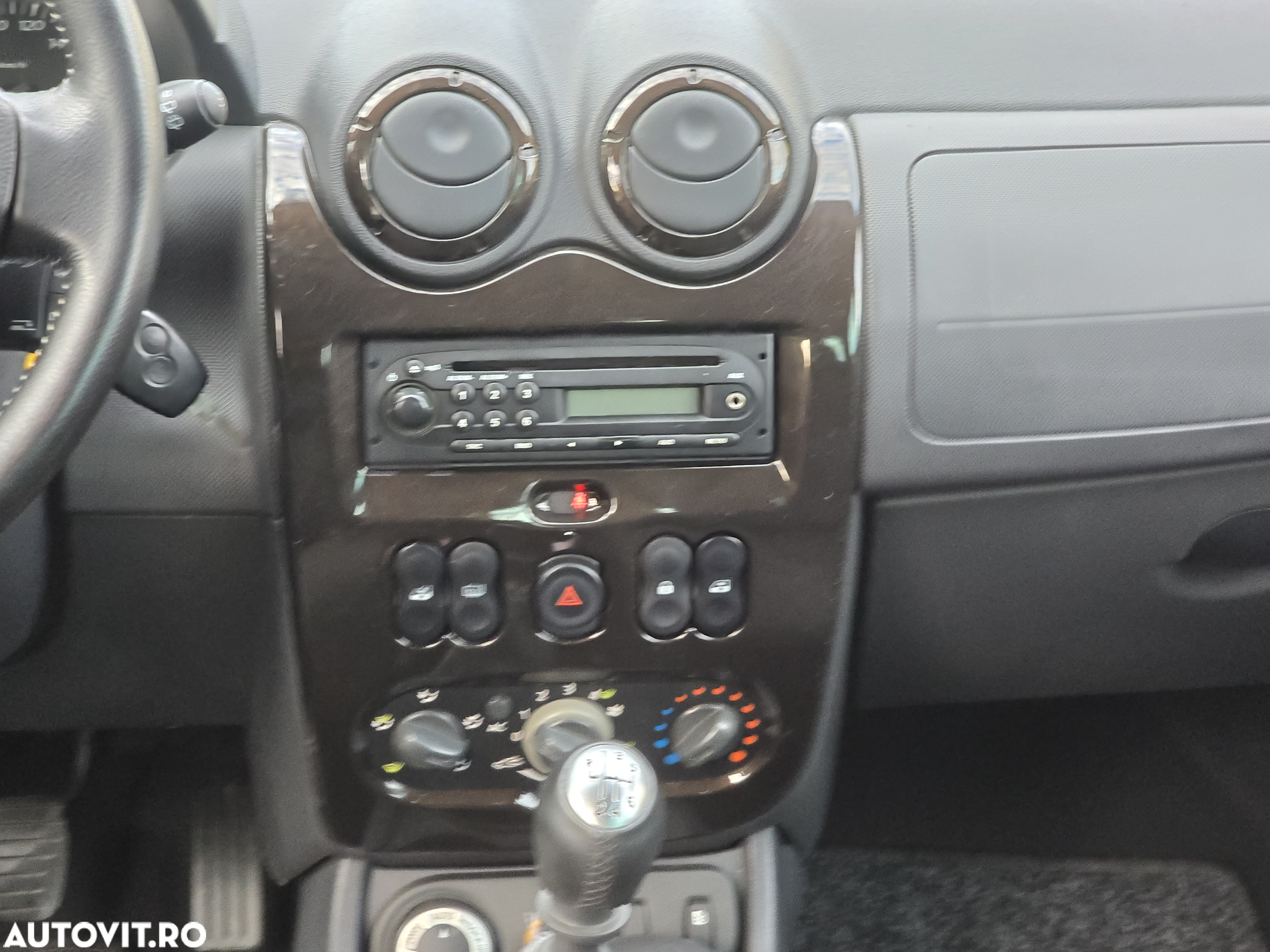 Dacia Duster 1.5 dCi 4x4 Ambiance - 12