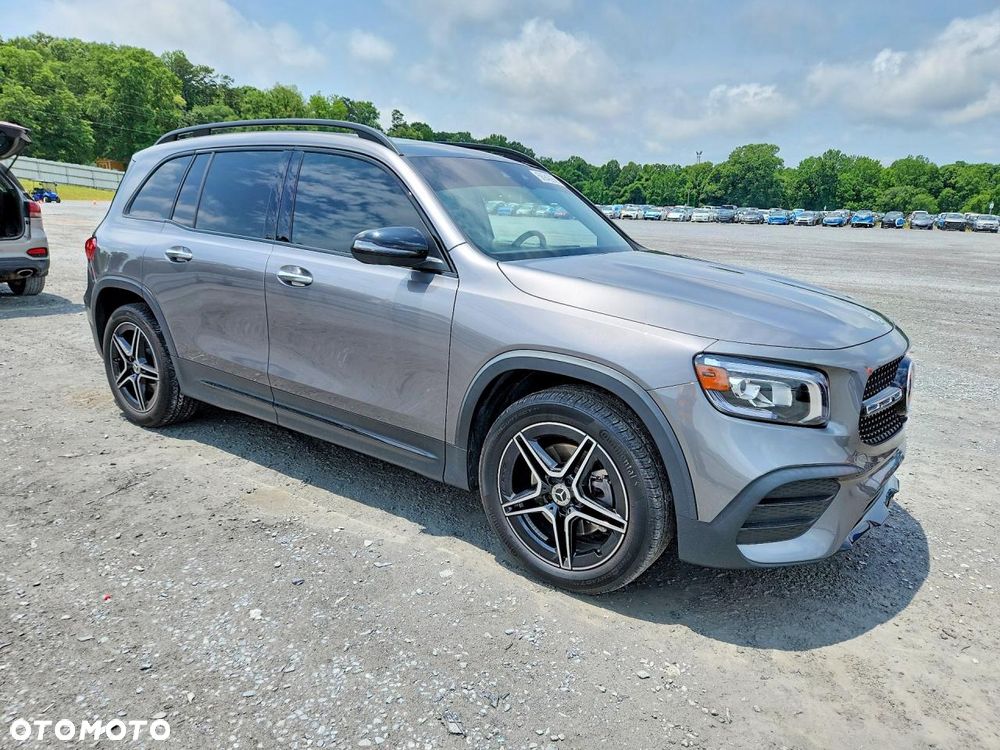 Mercedes-Benz GLB 250 4Matic 8G-DCT AMG Line - 1