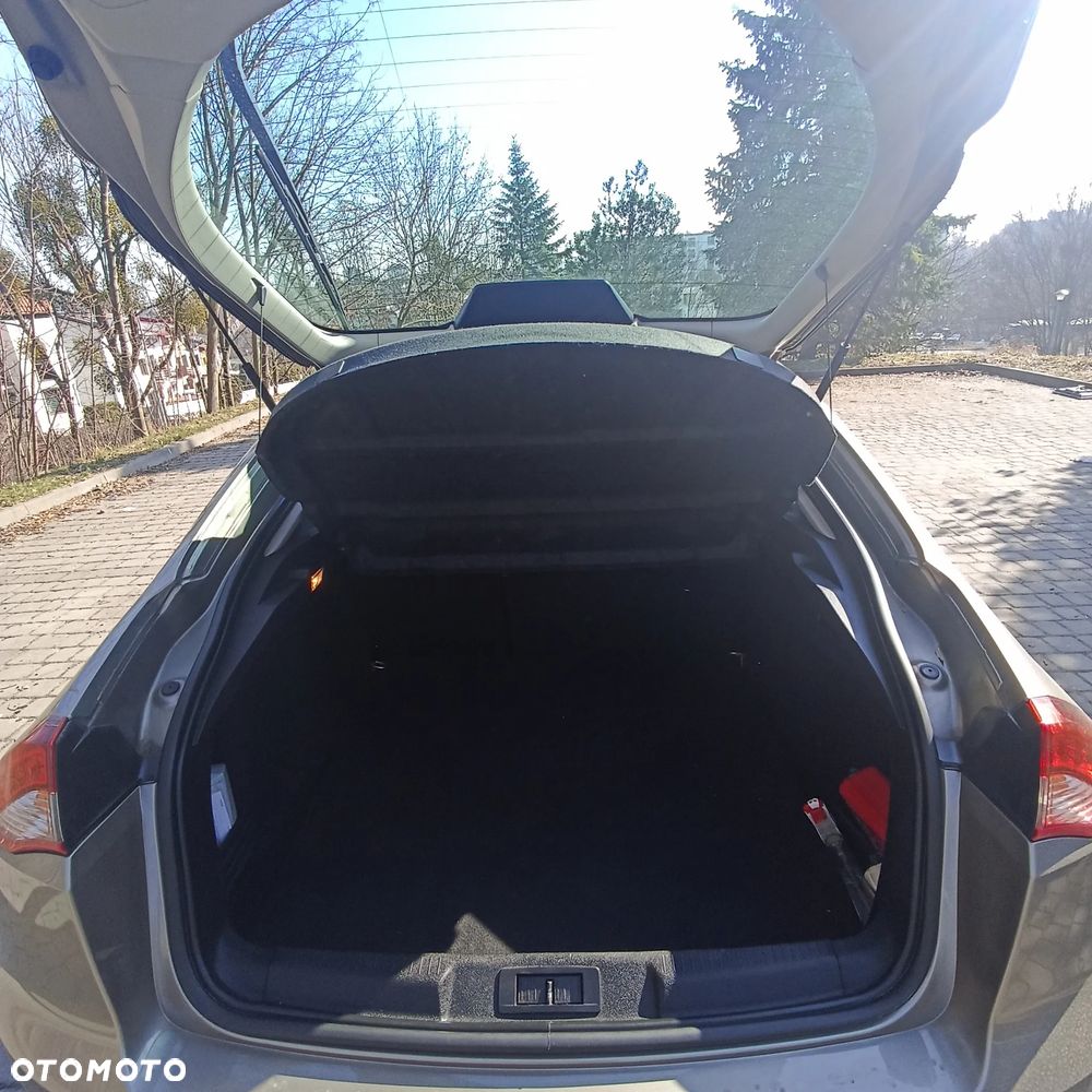 Renault Laguna 2.0 dCi Black Edition - 8