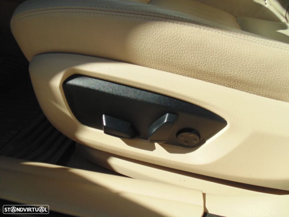 BMW 520 d Line Luxury Auto - 24