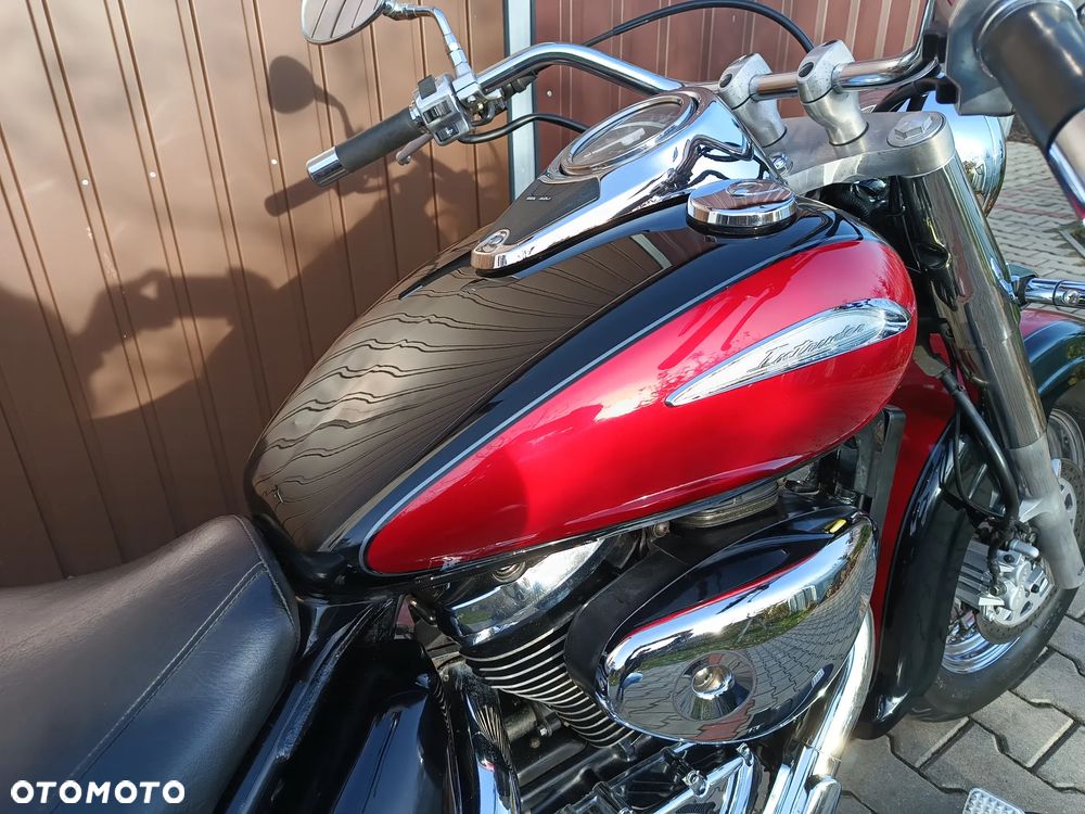 Suzuki VL 800 Volusia - 10