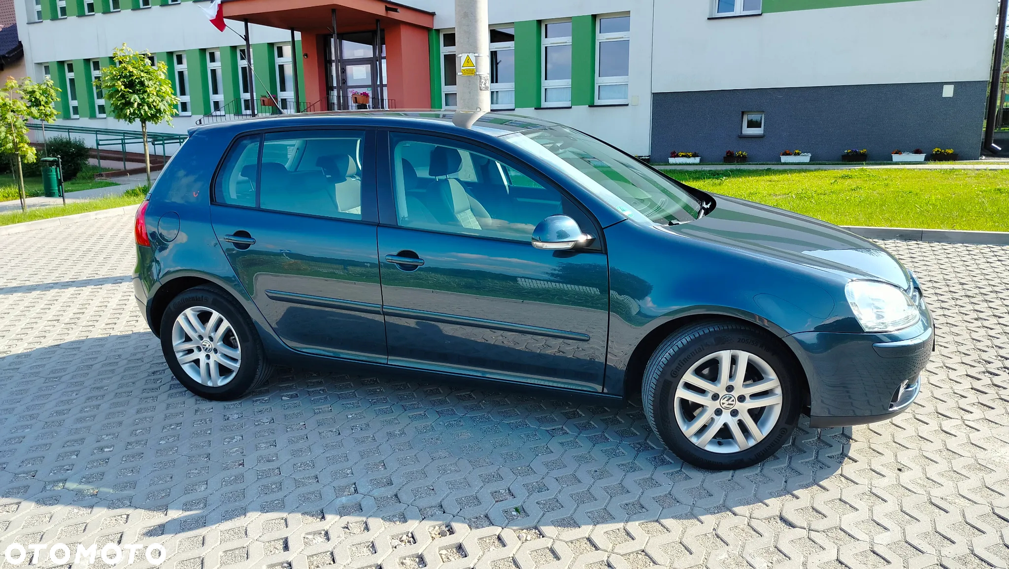 Volkswagen Golf 1.6 Tour - 11
