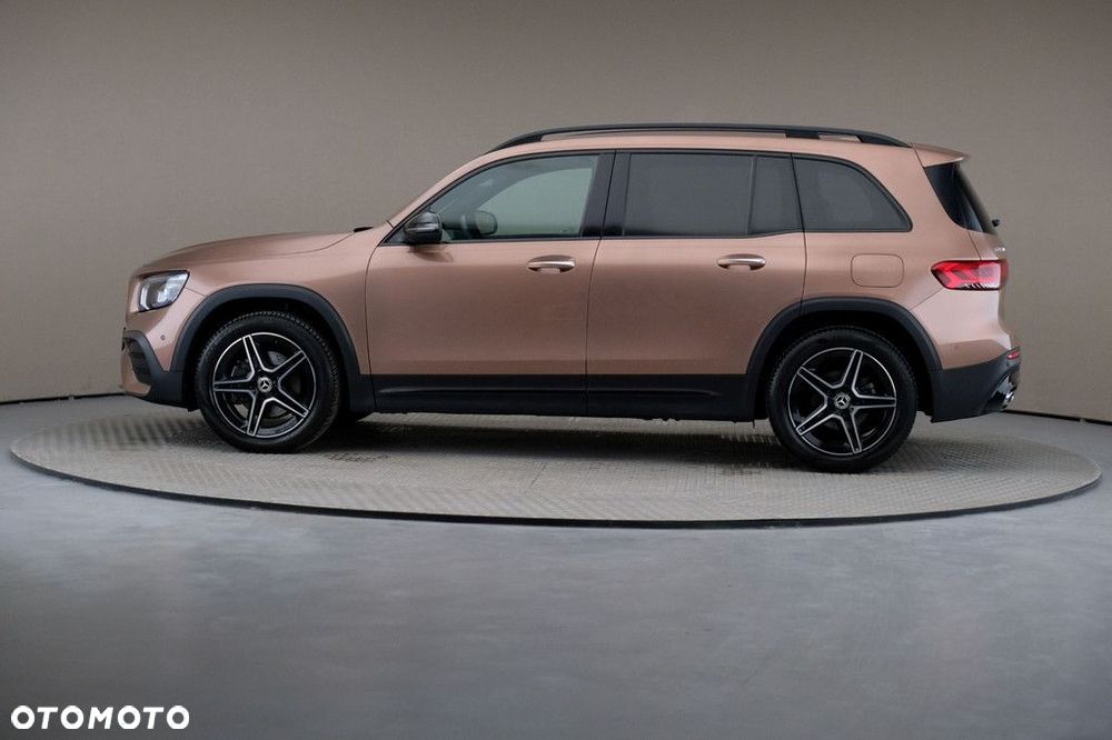Mercedes-Benz GLB - 4