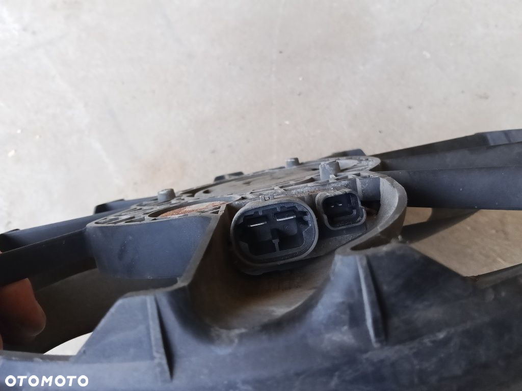 Wentylator chłodnicy citroen C5 x7 III 2.0 HDi - 5