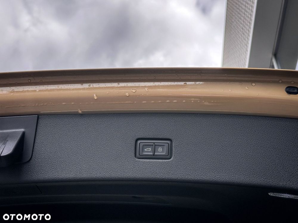 Audi Q8 - 12