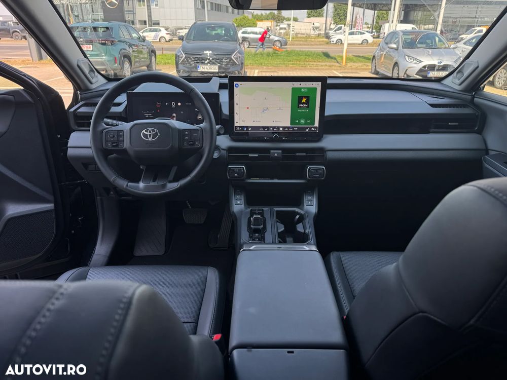 Toyota RAV4 - 10