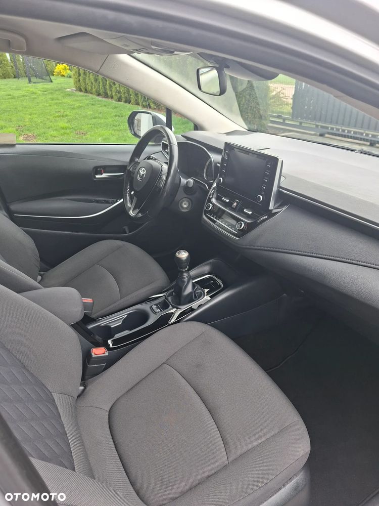 Toyota Corolla 1.6 Comfort - 19