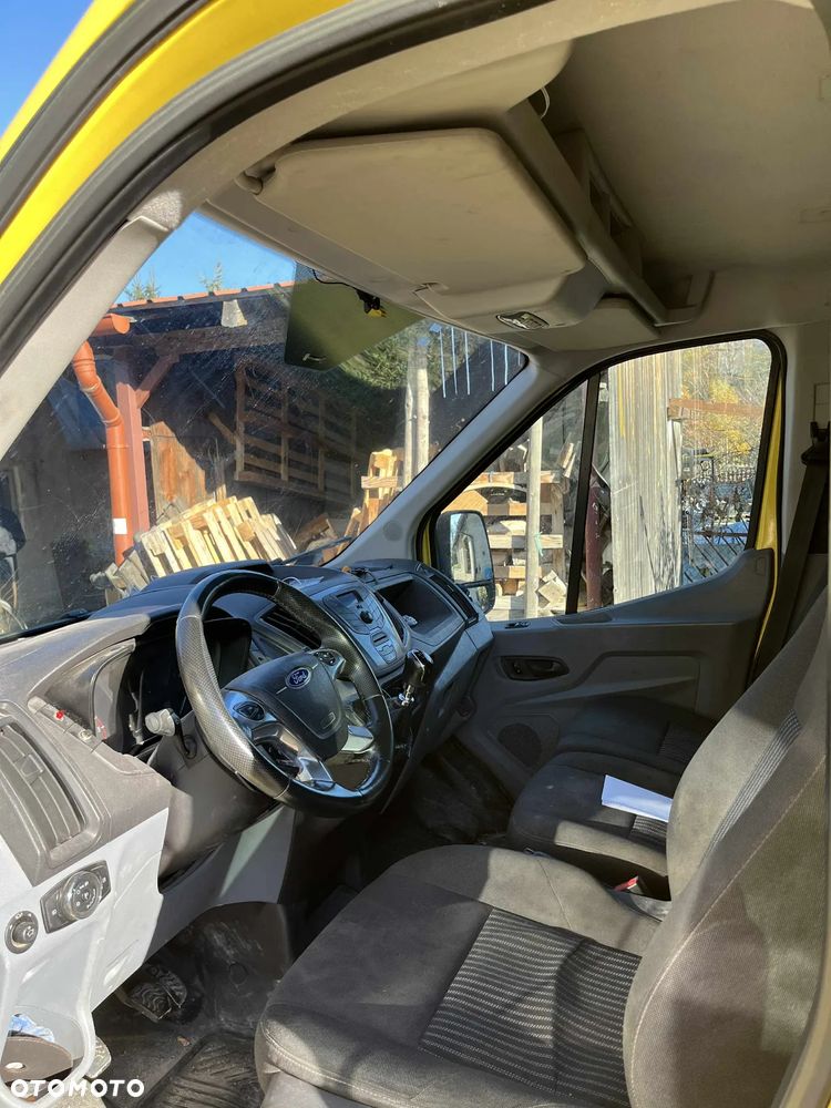 Ford Transit - 6