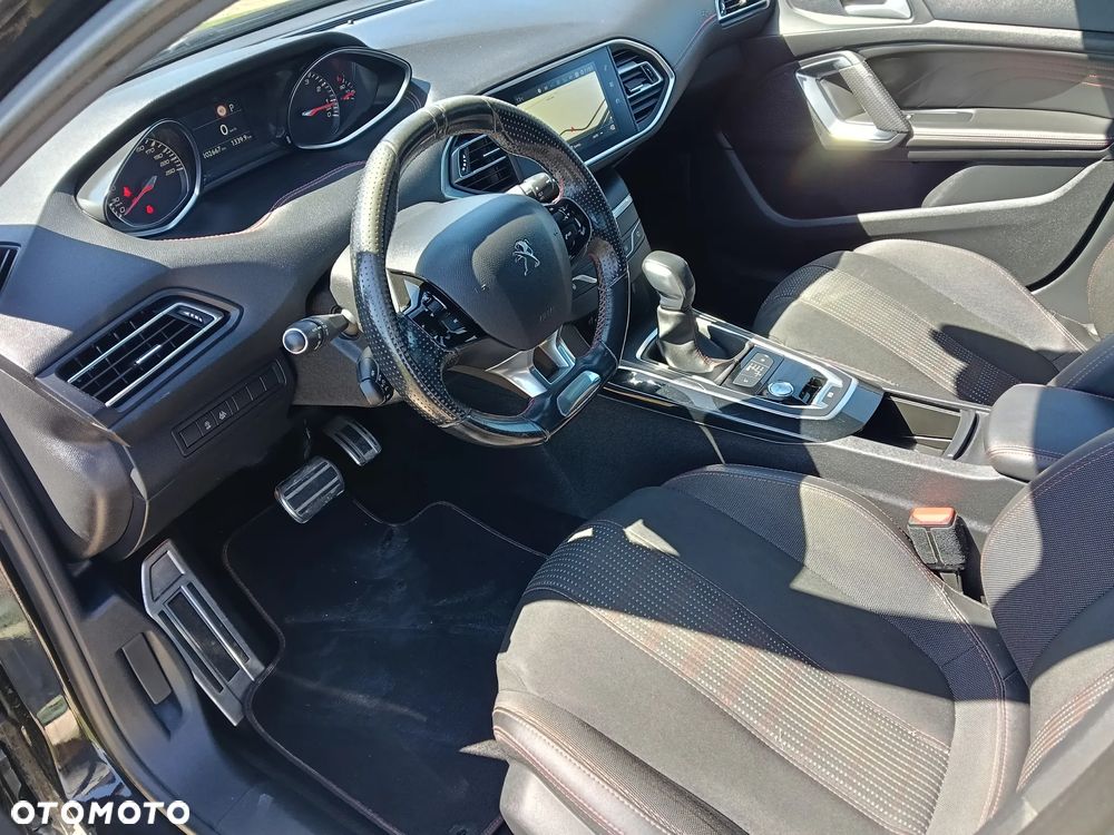 Peugeot 308 PureTech 130 GPF EAT8 Stop & Start GT - 15