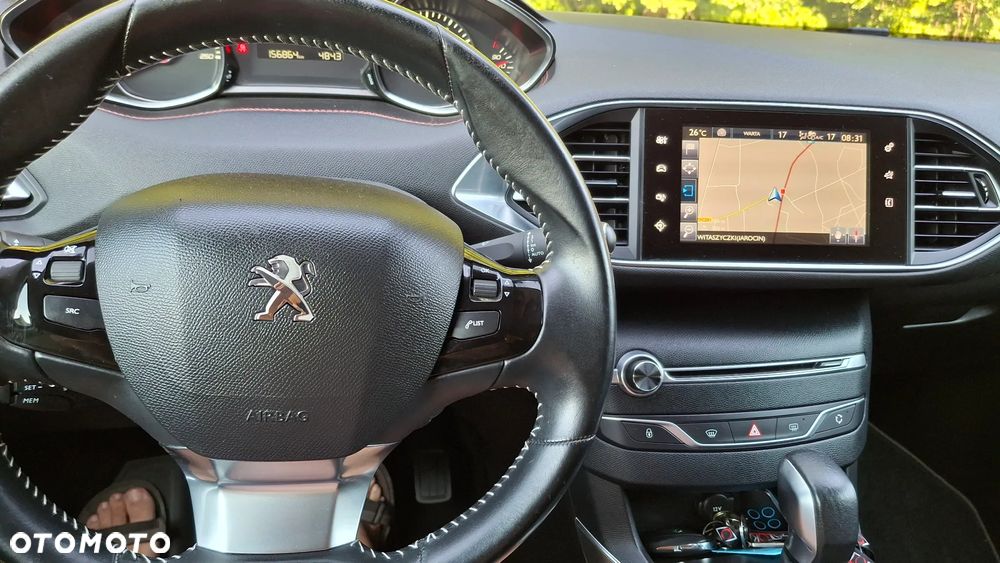 Peugeot 308 1.2 PureTech Allure S&S EAT6 - 23