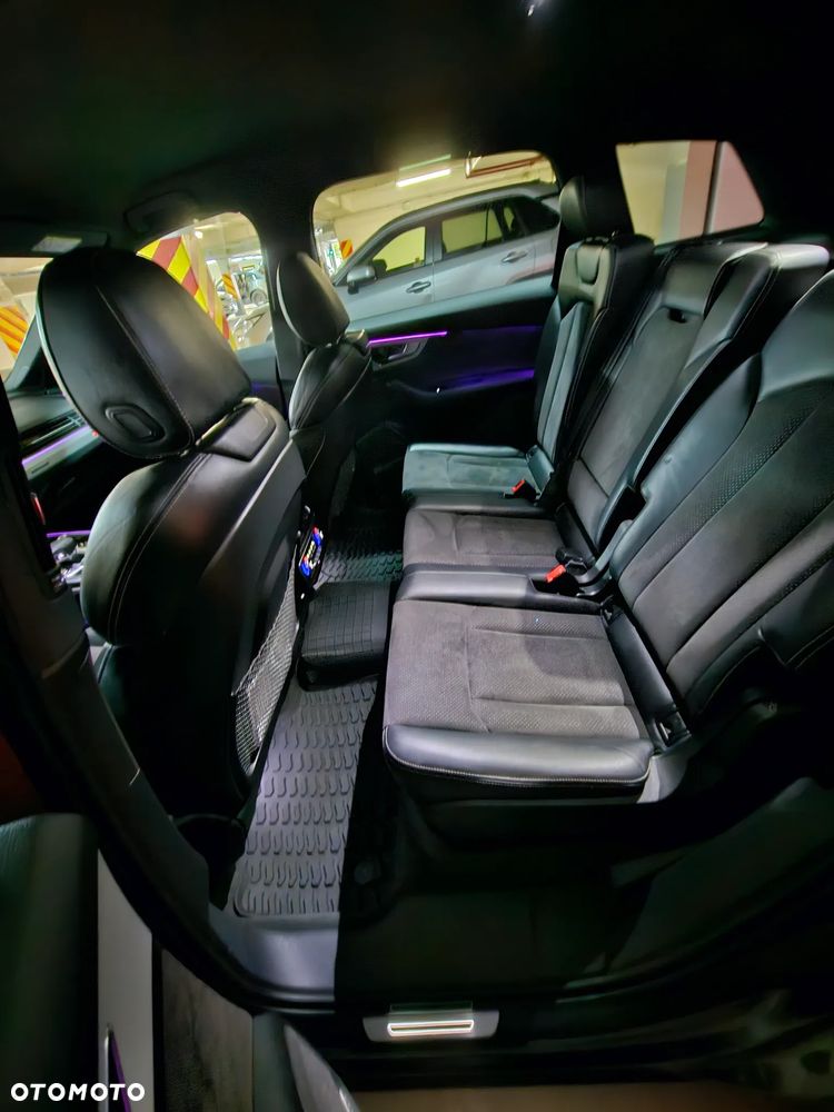 Audi SQ7 - 28