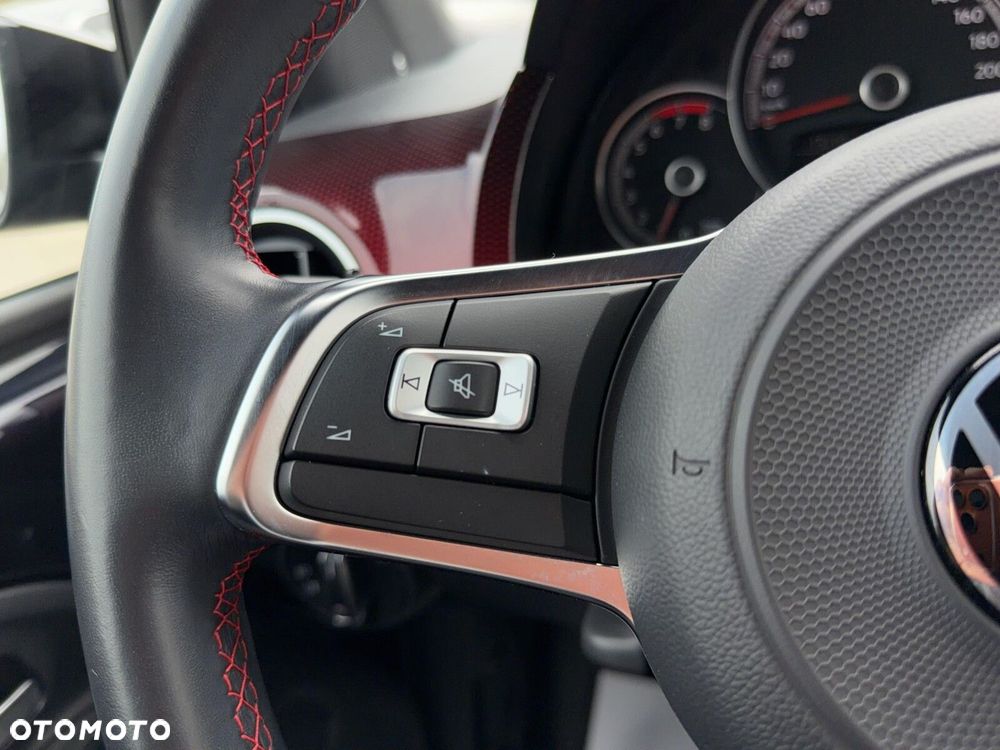 Volkswagen up! 1.0 TSI GTI - 16