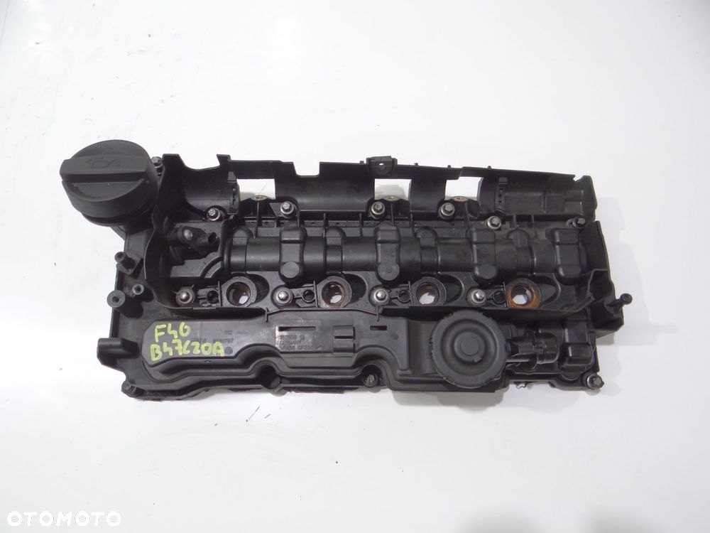 POKRYWA ZAWORÓW BMW F45 F46 B47C20A 8581797 - 1
