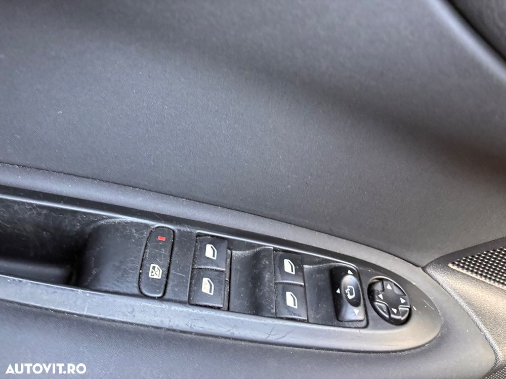 Citroën C4 1.6 HDI FAP BVM Seduction - 17