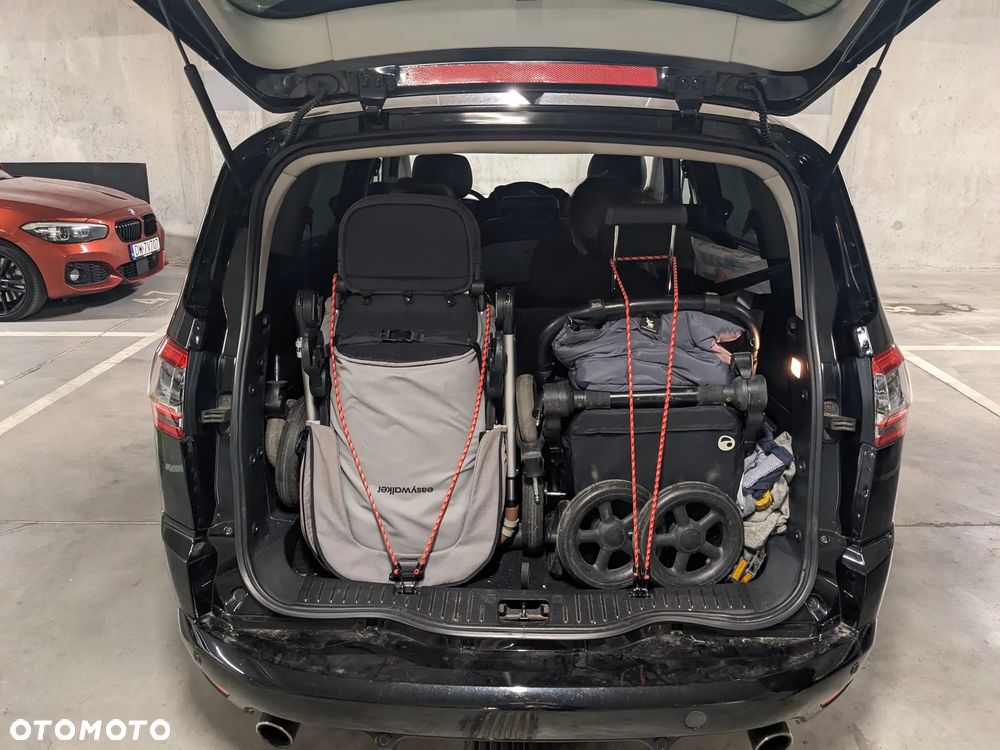 Ford S-Max - 16
