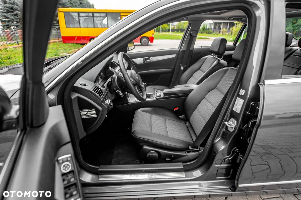 Mercedes-Benz Klasa C 200 Kompressor Avantgarde - 21