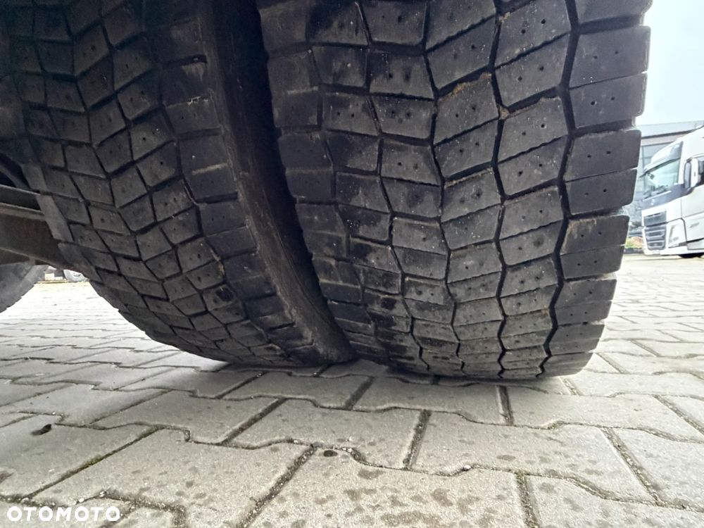 Volvo FH460 z Austrii kabina XL nowa hydraulika 600Tkm oryginalnego przebiegu - 23