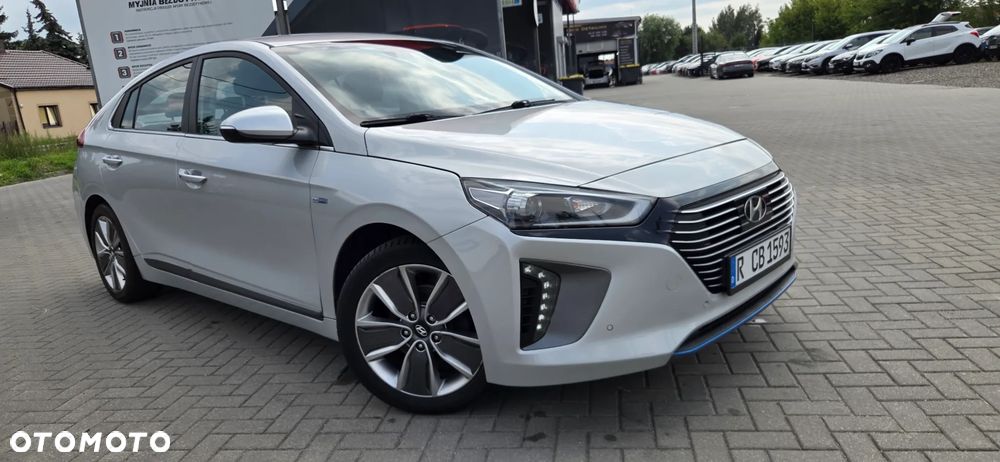 Hyundai IONIQ 1.6 GDI Premium - 22